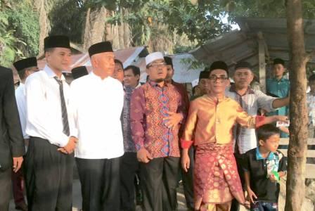Gubri Hadiri Silaturahmi dan Pelantikan Pengurus Pesantren Syekh Burhanuddin 